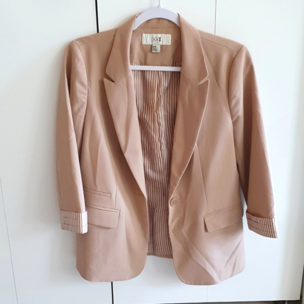 Women's Tan Blazer